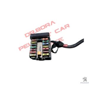 Peugeot 106 Çıkma Parça - Motor İçi Sigorta Tablası